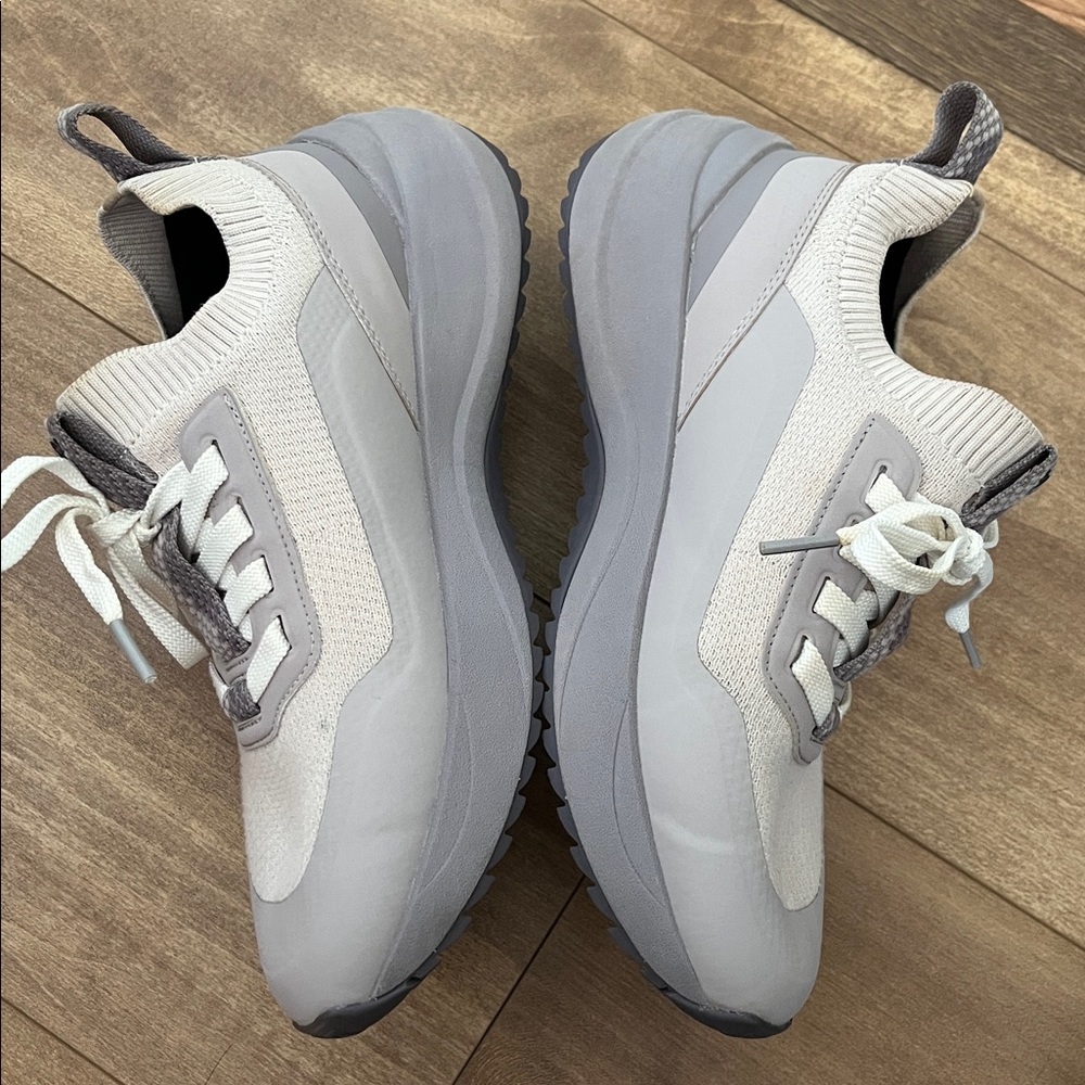 Vessi Women’s Stormburst Low Top Gray Waterproof Sneakers Size 6 - Picture 5 of 7
